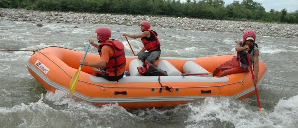 river rafting in rishikesh & corbett national park